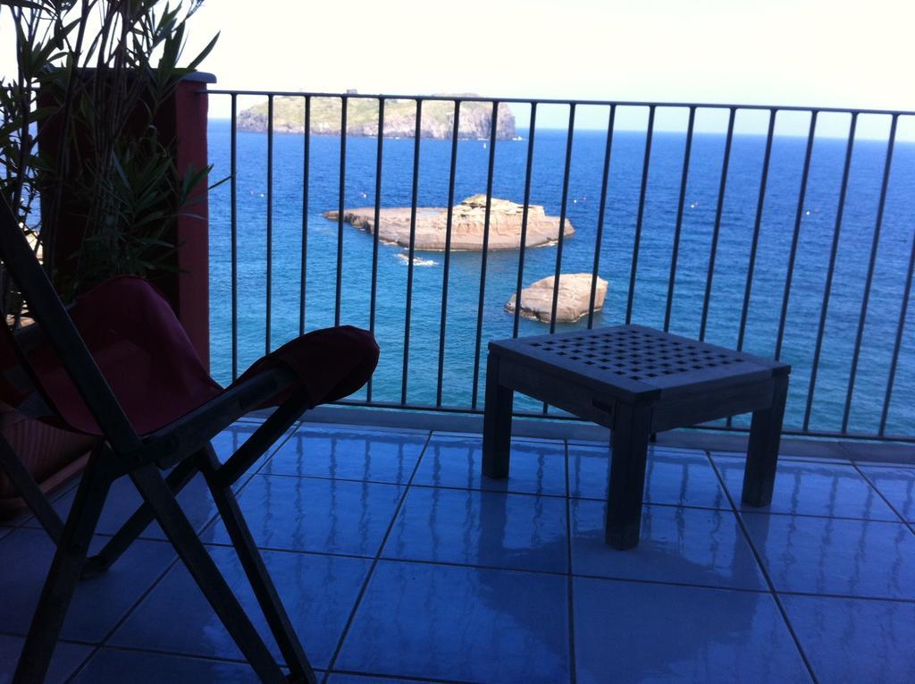 Hotel Villa Iulia Ventotene Ruang foto